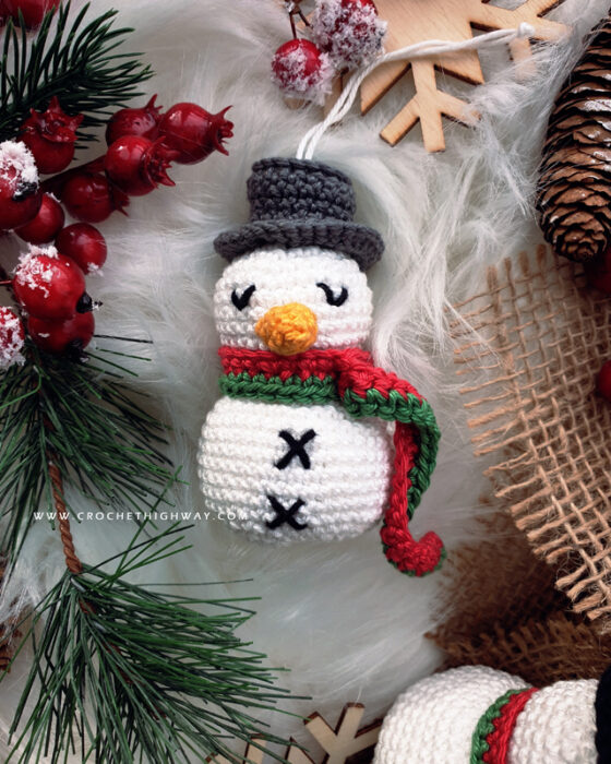 New Crochet Kit for Beginners with Crochet Yarn - Christmas Snowman  Amigurumi