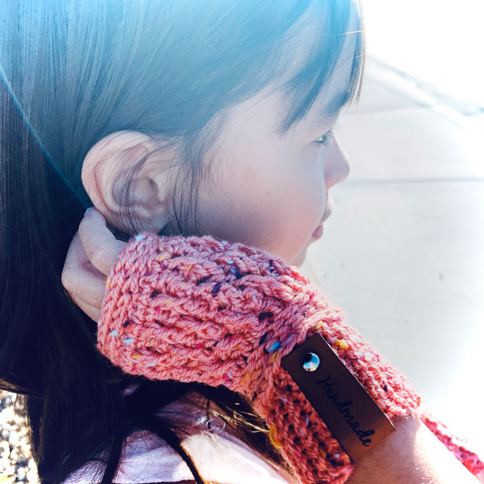 Cosmopolitan Gloves Crochet Pattern Cosmopolitan Gloves Crochet Pattern