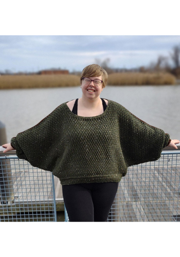 Cosmopolitan-Sweater-Crochet-Pattern-Tester-Tristyn-@netheycrochet-Size-6-(1)