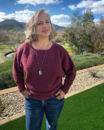 Cosmopolitan-Sweater-Crochet-Pattern-Tester-Nicole-@handmadebyyarnmama-Size-3-(11)