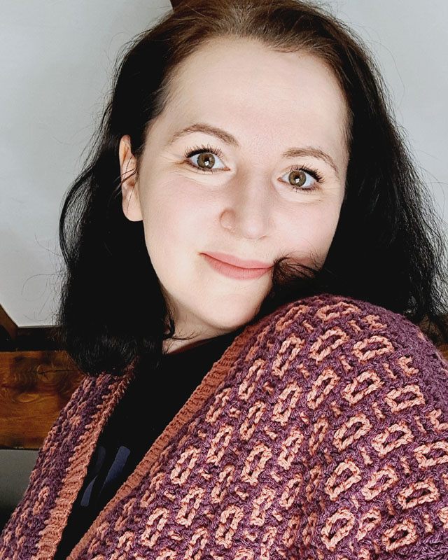 Kat @theskippinghare-2