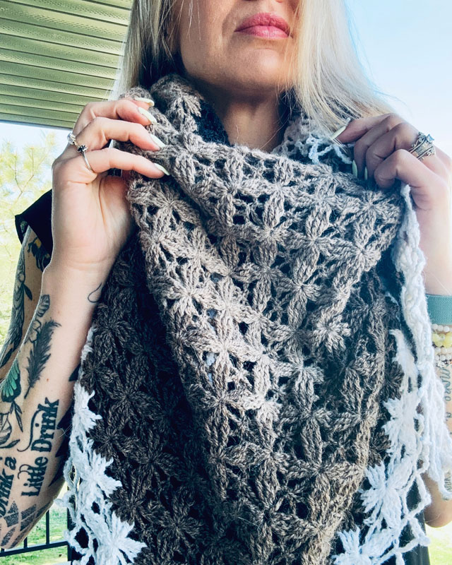 Lindsay @LynzeLou406-5