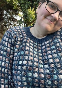 Bee @beesbusyfingers-20