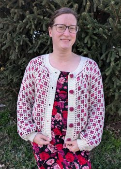 Clare @clarecrochets-5