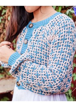 Julia @chezouimette_-10