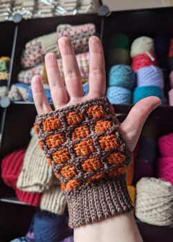 Kay @dazzlebugcrochet-7