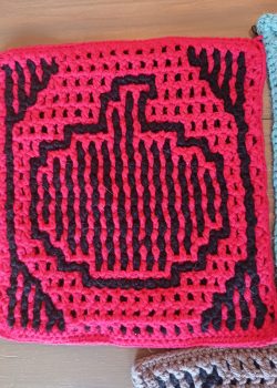 Virginie @virginiespoodercrochet-3